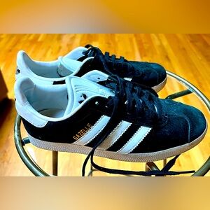 Addidas Gazelle Women’s Size 5